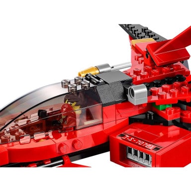 LEGO 70721 NINJAGO Pojazd bojowy Kaia – zdjęcie