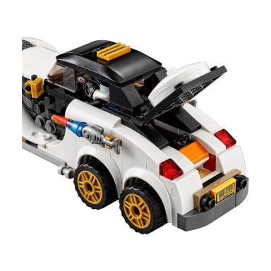 LEGO 70911 Batman Movie Arktyczny samochód Pingwina – zdjęcie
