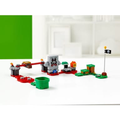 LEGO 71364 Super Mario Tarapaty w forcie Whompa – zestaw rozszerzający – zdjęcie
