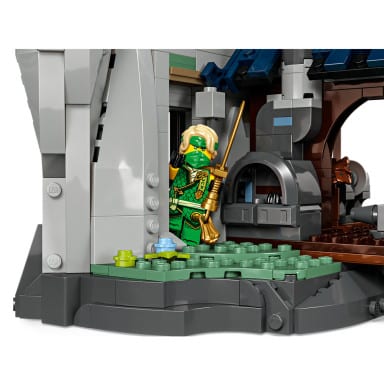 LEGO 71814 NINJAGO Turniejowe miasto ze świątynią – zdjęcie