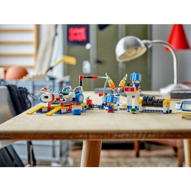 LEGO 72035 Super Mario Mario Kart – Toad i jego garaż – zdjęcie