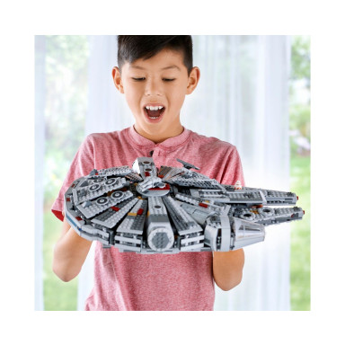 LEGO 75105 Star Wars Millennium Falcon – zdjęcie