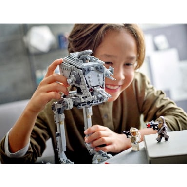 LEGO 75322 Star Wars AT-ST z Hoth – zdjęcie