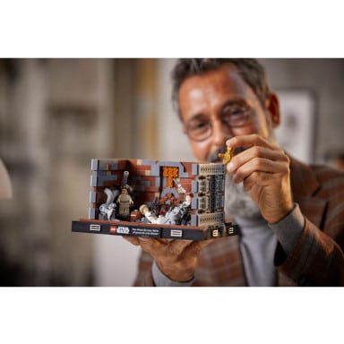 LEGO 75339 Star Wars Diorama: Zgniatarka odpadów na Gwieździe Śmierci – zdjęcie