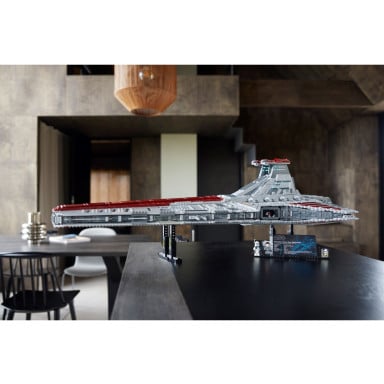 LEGO 75367 Star Wars Gwiezdny Niszczyciel typu Venator – zdjęcie