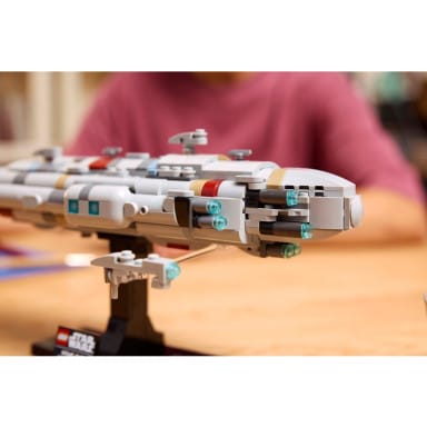 LEGO 75405 Star Wars Krążownik typu Home One – zdjęcie