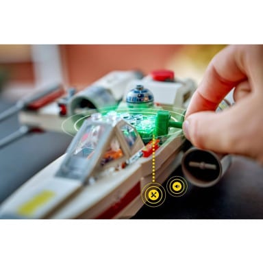 LEGO 75423 Star Wars SMART Play: X-Wing Czerwona Piątka Luke’a – zdjęcie