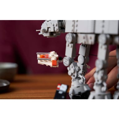 LEGO 75440 Star Wars AT-AT – zdjęcie