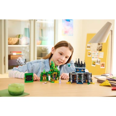 LEGO 75689 Wicked Emerald City i Kiamo Ko Castle – zdjęcie