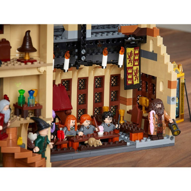 LEGO 75954 Harry Potter Wielka Sala w Hogwarcie – zdjęcie