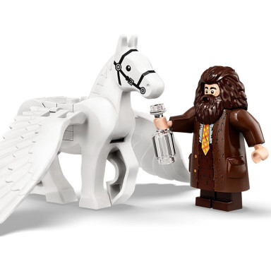LEGO 75958 Harry Potter Powóz z Beauxbatons: przyjazd do Hogwartu – zdjęcie