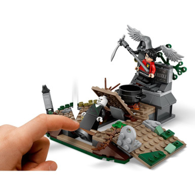 LEGO 75965 Harry Potter Powrót Voldemorta – zdjęcie