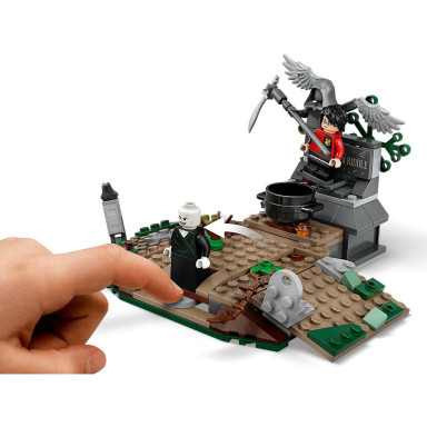 LEGO 75965 Harry Potter Powrót Voldemorta – zdjęcie