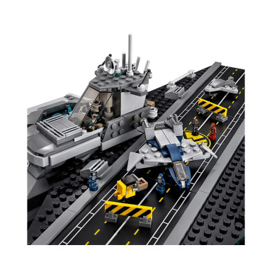 LEGO 76042 Marvel Super Heroes Lotniskowiec SHIELD Helicarrier – zdjęcie