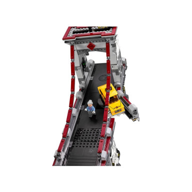 LEGO 76057 Marvel Super Heroes Spiderman: Pajęczy wojownik – zdjęcie