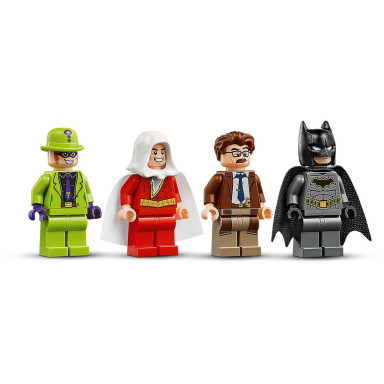 LEGO 76120 DC Comics Super Heroes Batwing i napad Człowieka-Zagadki – zdjęcie
