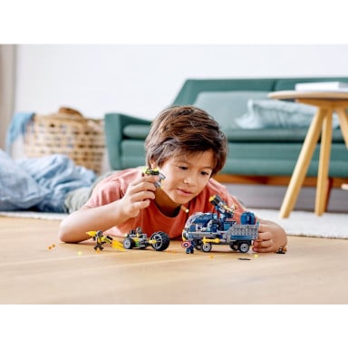 LEGO 76143 Marvel Avengers Avengers: Zatrzymanie ciężarówki – zdjęcie