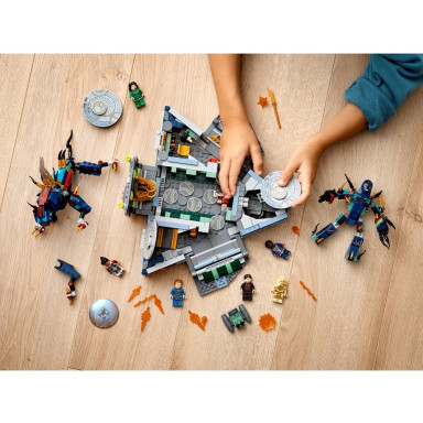 LEGO 76156 Marvel Domo powstaje – zdjęcie