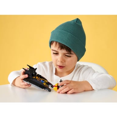 LEGO 76158 DC Comics Super Heroes Pościg Batłodzią za Pingwinem – zdjęcie