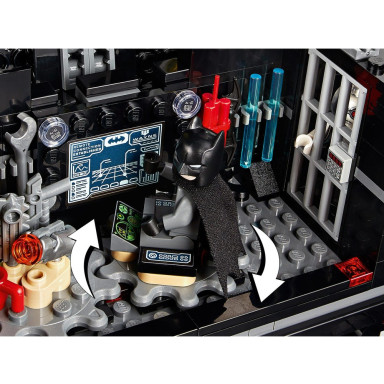 LEGO 76160 DC Comics Super Heroes Mobilna baza Batmana – zdjęcie