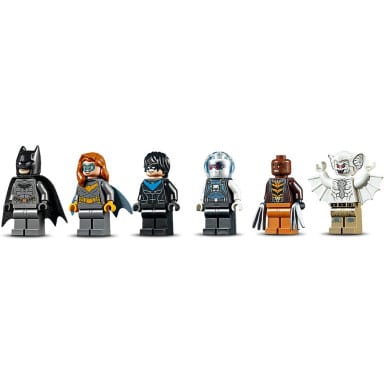 LEGO 76160 DC Comics Super Heroes Mobilna baza Batmana – zdjęcie