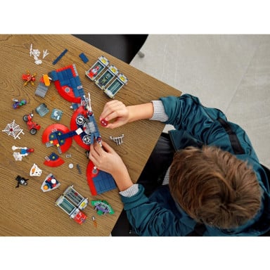 LEGO 76175 Marvel Atak na kryjówkę Spider-Mana – zdjęcie