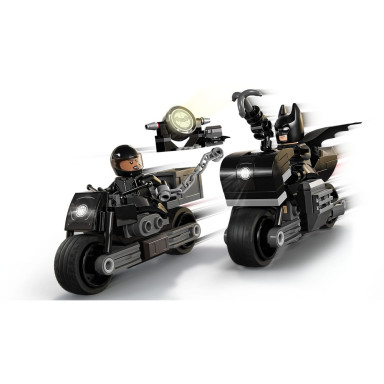 LEGO 76179 Motocyklowy pościg Batmana i Seliny Kyle – zdjęcie