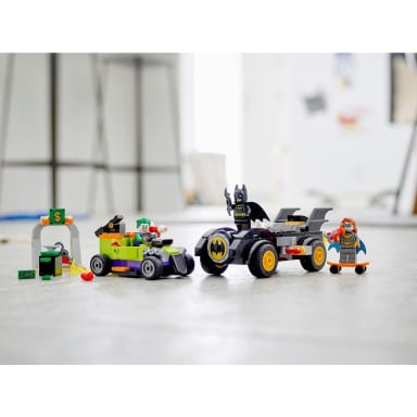 LEGO 76180 DC Batman kontra Joker: pościg Batmobilem – zdjęcie