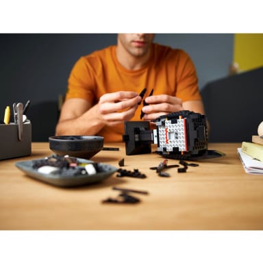 LEGO 76182 DC Maska Batmana – zdjęcie