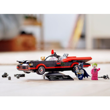 LEGO 76188 DC Klasyczny serial telewizyjny Batman — Batmobil – zdjęcie