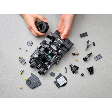 LEGO 76239 DC Tumbler: starcie ze Strachem na Wróble – zdjęcie