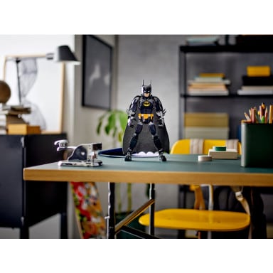LEGO 76259 DC Figurka Batmana do zbudowania – zdjęcie