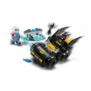 LEGO 76301 DC Batman i Batmobil kontra Mr. Freeze – zdjęcie