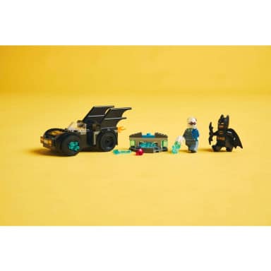 LEGO 76301 DC Batman i Batmobil kontra Mr. Freeze – zdjęcie