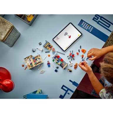 LEGO 76317 Marvel Mieszkanie Petera Parkera – zdjęcie