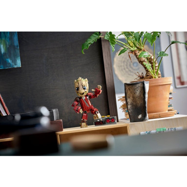 LEGO 76341 Marvel Groot w stroju Ravagera – zdjęcie