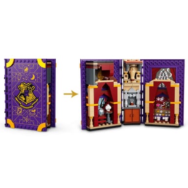 LEGO 76396 Harry Potter Chwile z Hogwartu: zajęcia z wróżbiarstwa – zdjęcie