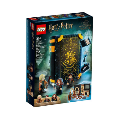 LEGO 76397 Harry Potter Chwile z Hogwartu: zajęcia z obrony przed czarną magią – zdjęcie