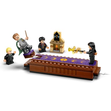 LEGO 76441 Harry Potter Zamek Hogwart: Klub pojedynków – zdjęcie