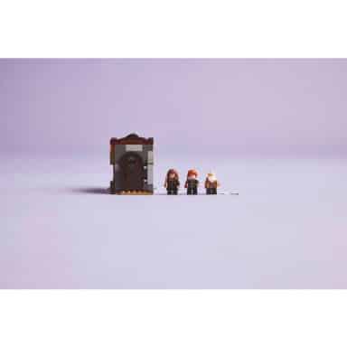 LEGO 76442 Harry Potter Zamek Hogwart: Zajęcia z zaklęć i uroków – zdjęcie