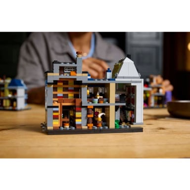LEGO 76444 Harry Potter Magiczne sklepy na Ulicy Pokątnej – zdjęcie