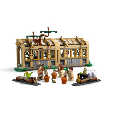 LEGO 76445 Harry Potter Zamek Hogwart: zajęcia z zielarstwa – zdjęcie