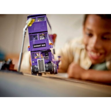 LEGO 76446 Harry Potter Przygoda na pokładzie Błędnego Rycerza – zdjęcie