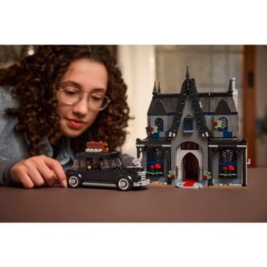 LEGO 76786 Wednesday Chatka Morticii – zdjęcie