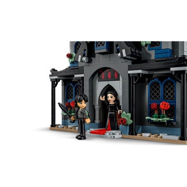 LEGO 76786 Wednesday Chatka Morticii – zdjęcie