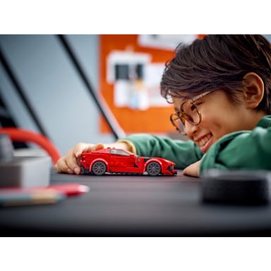 LEGO 76914 Speed Champions Ferrari 812 Competizione – zdjęcie