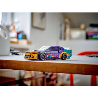 LEGO 76935 Speed Champions NASCAR Next Gen Chevrolet Camaro ZL1 – zdjęcie