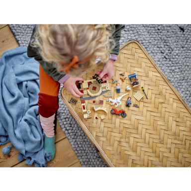 LEGO 76945 Jurassic World Atrociraptor: pościg na motocyklu – zdjęcie
