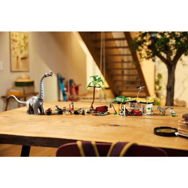 LEGO 76973 Jurassic World Na tropie tytanozaura i raptora – zdjęcie