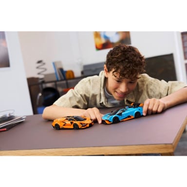 LEGO 77238 Speed Champions Lamborghini Revuelto i Huracán STO – zdjęcie